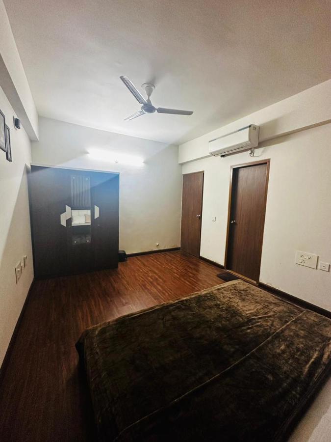 River Front Property Ahmedabad Exterior photo