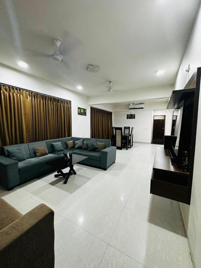 River Front Property Apartment Ahmedabad Exterior photo