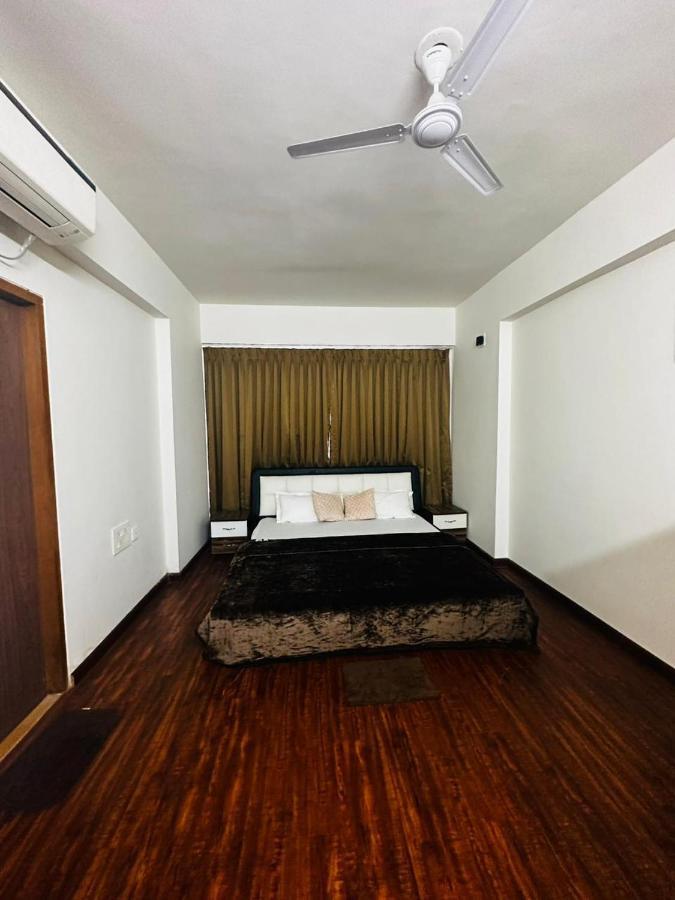 River Front Property Ahmedabad Exterior photo